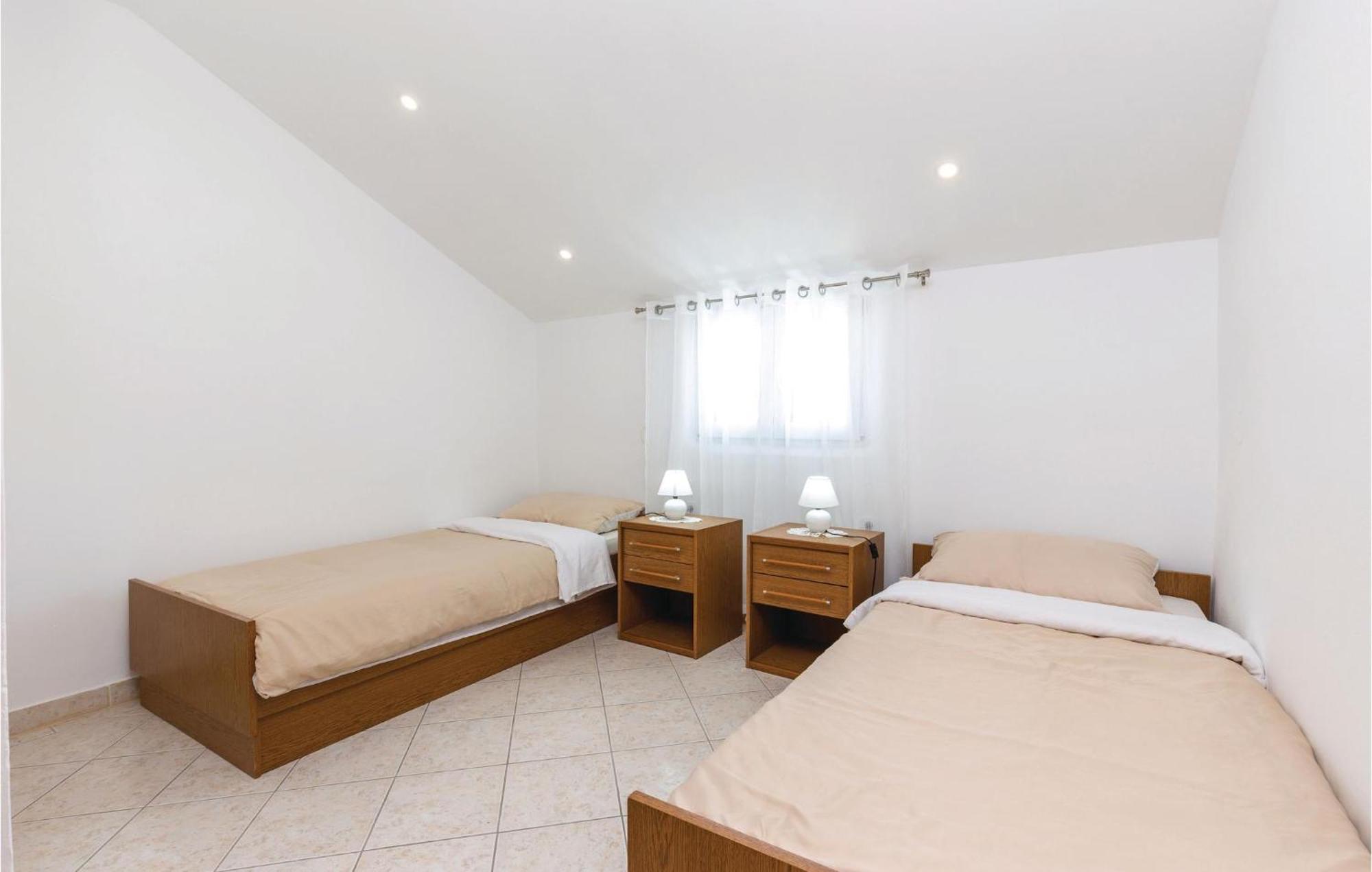 Nice Apartment In Crikvenica With Wifi 외부 사진