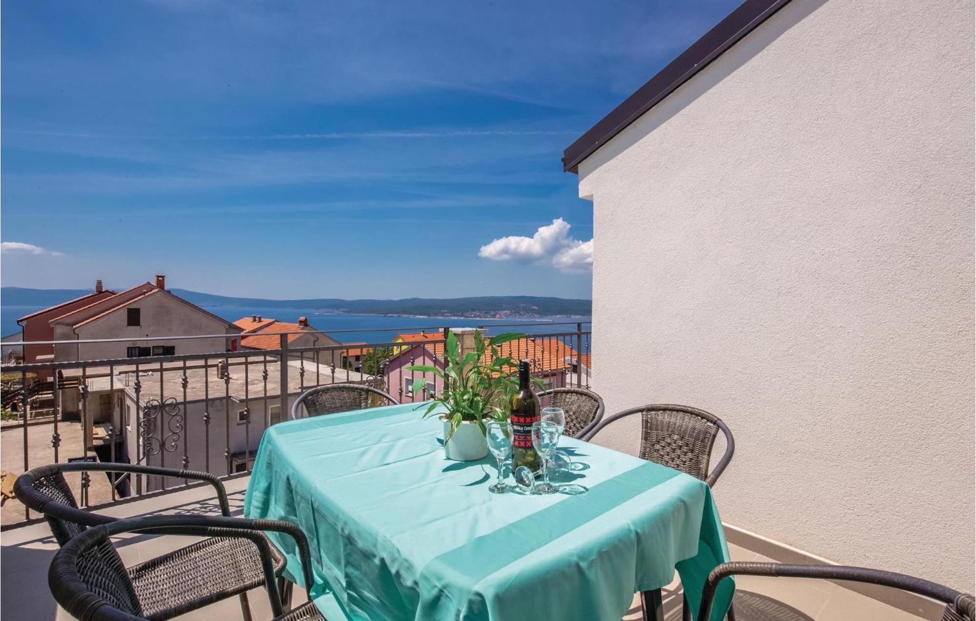 Nice Apartment In Crikvenica With Wifi 외부 사진