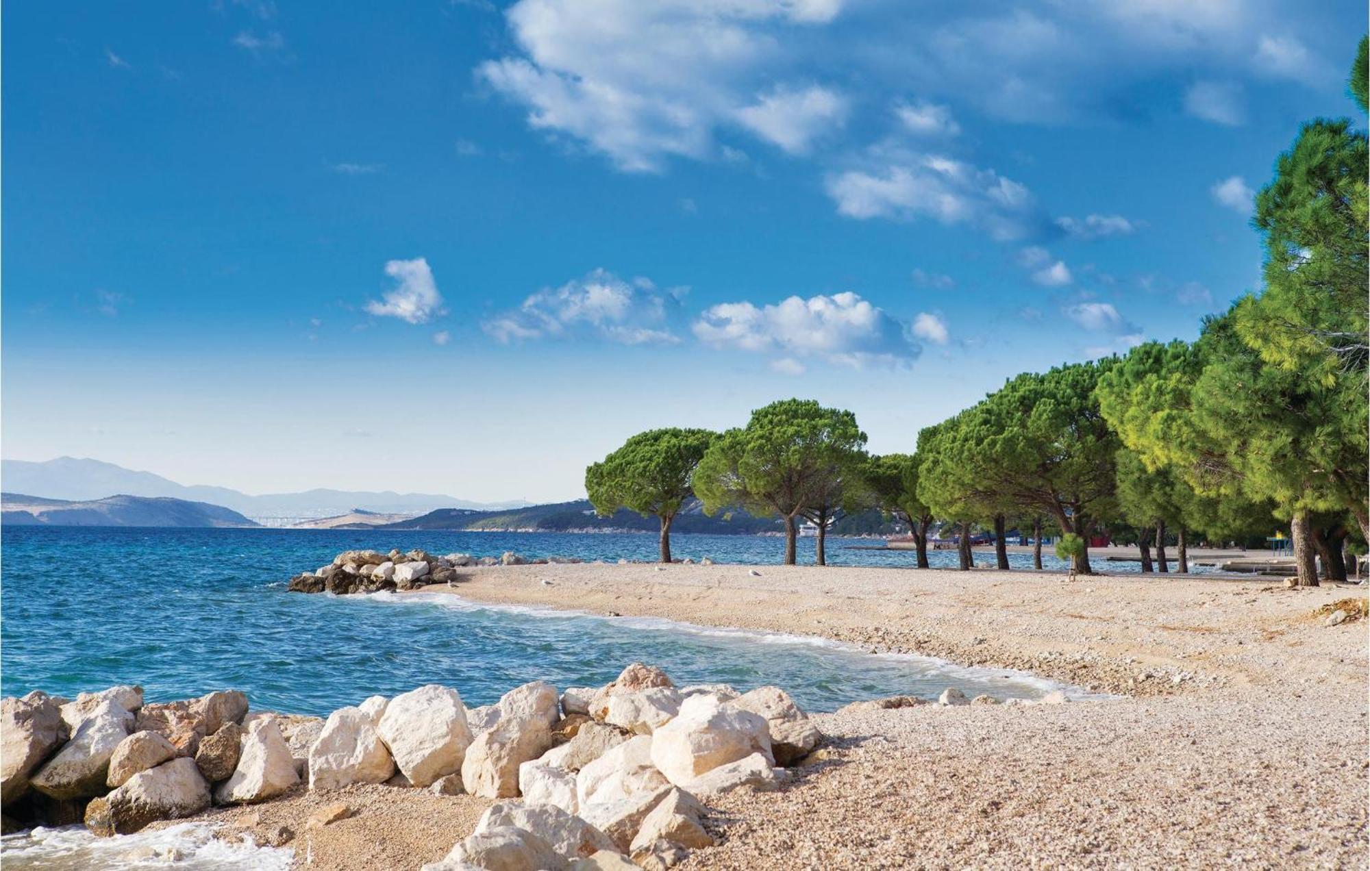 Nice Apartment In Crikvenica With Wifi 외부 사진